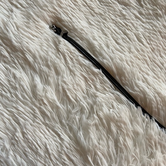 Black narrow belt - Picture 3 of 4